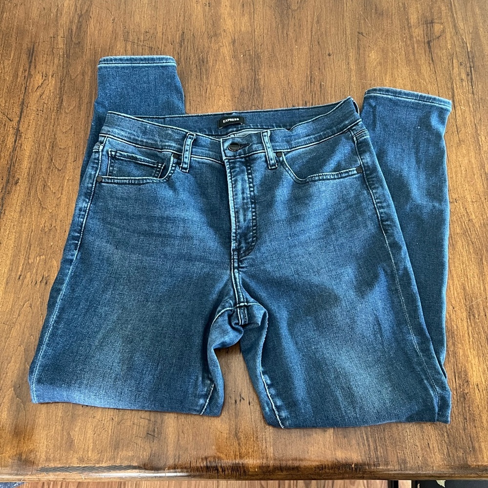 Express Skinny Mid Rise Jeans - Picture 2 of 4